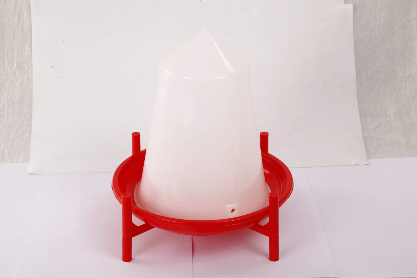 2 litre poultry drinker for chicken water supply system by Roots Poultry Industries