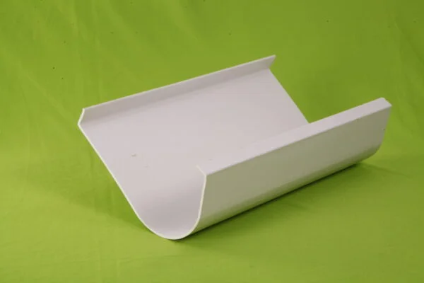 parent feeder for balanced feeding solution in poultry farming by Roots Poultry Industries